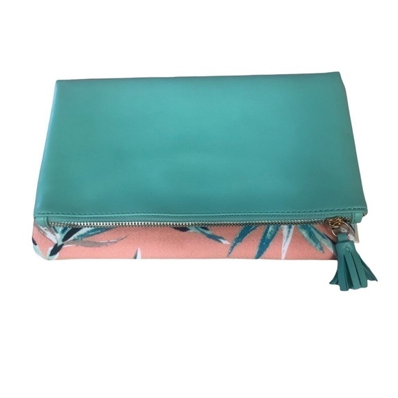 RACHEL Pally Reversible Clutch - Picture 2 of 13